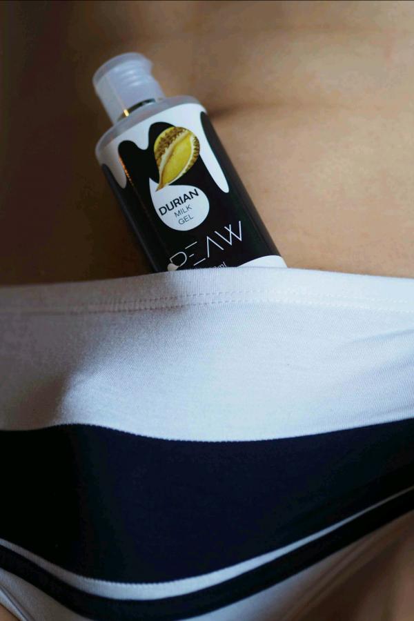 Peaw-1-泰國模型為您的樂趣